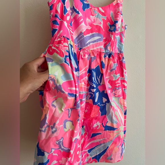New Lilly Pulitzer Pink and Blue Floral Hermosa Kids Dress 6 - 8 - Picture 2 of 7